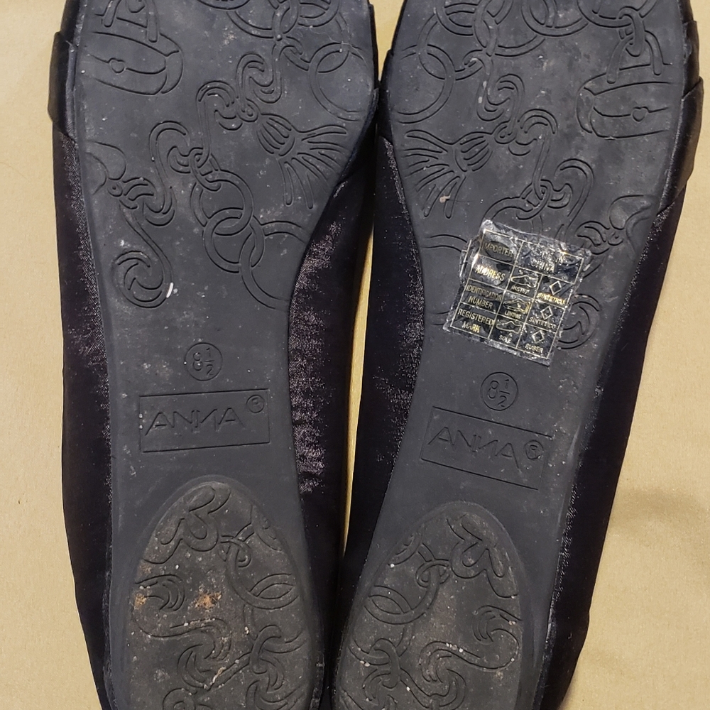 Flats - Picture 3 of 4